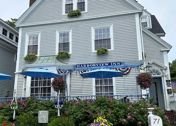 Harborview Inn