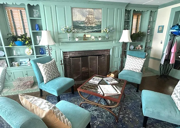 Harborview Inn
